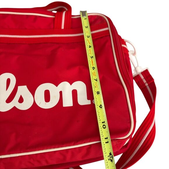 Wilson Vintage Duffle Bag Red White Tennis Gym Strap Tote Sports Bag - Picture 15 of 15